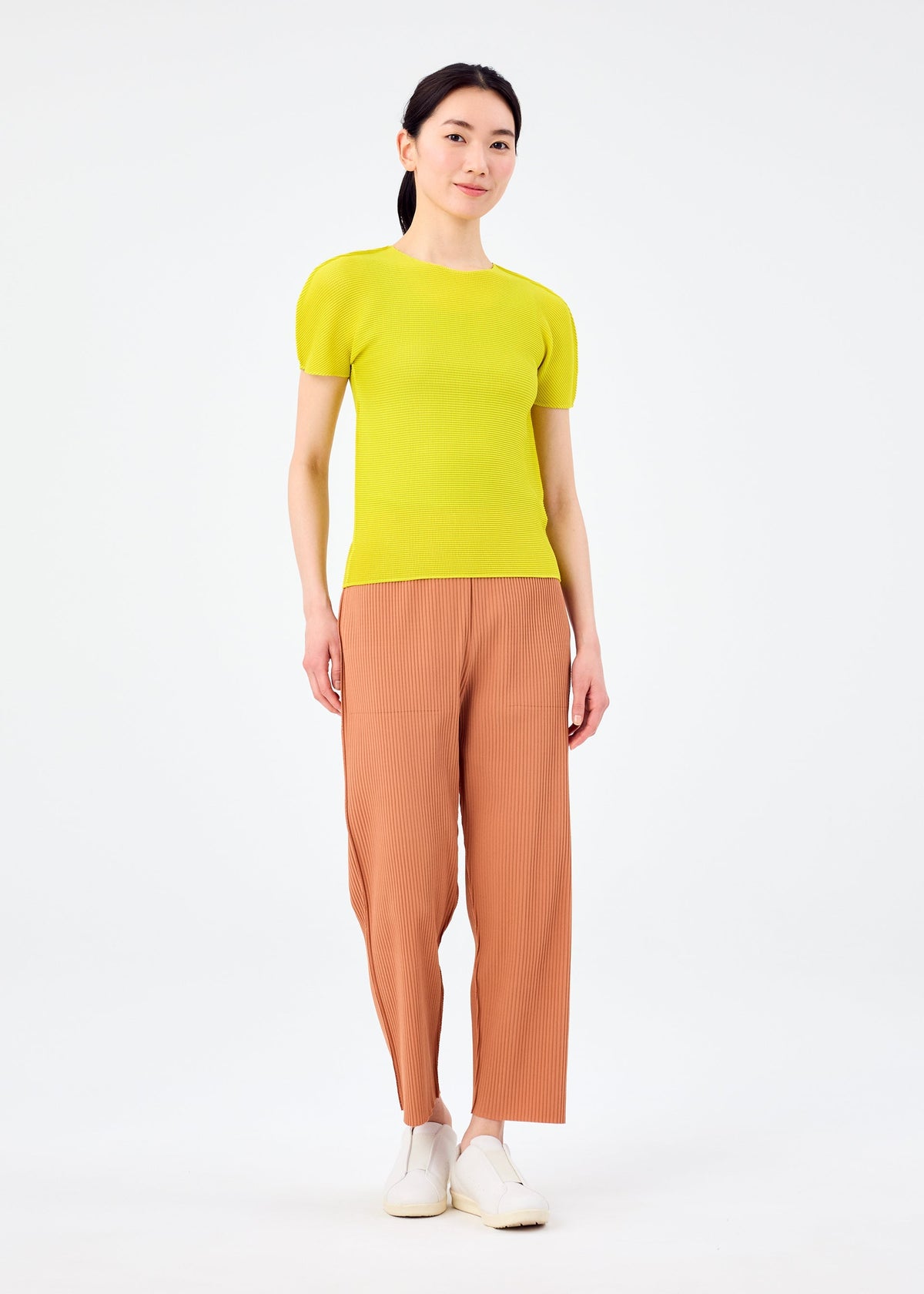 STRETCH PLEATS 3