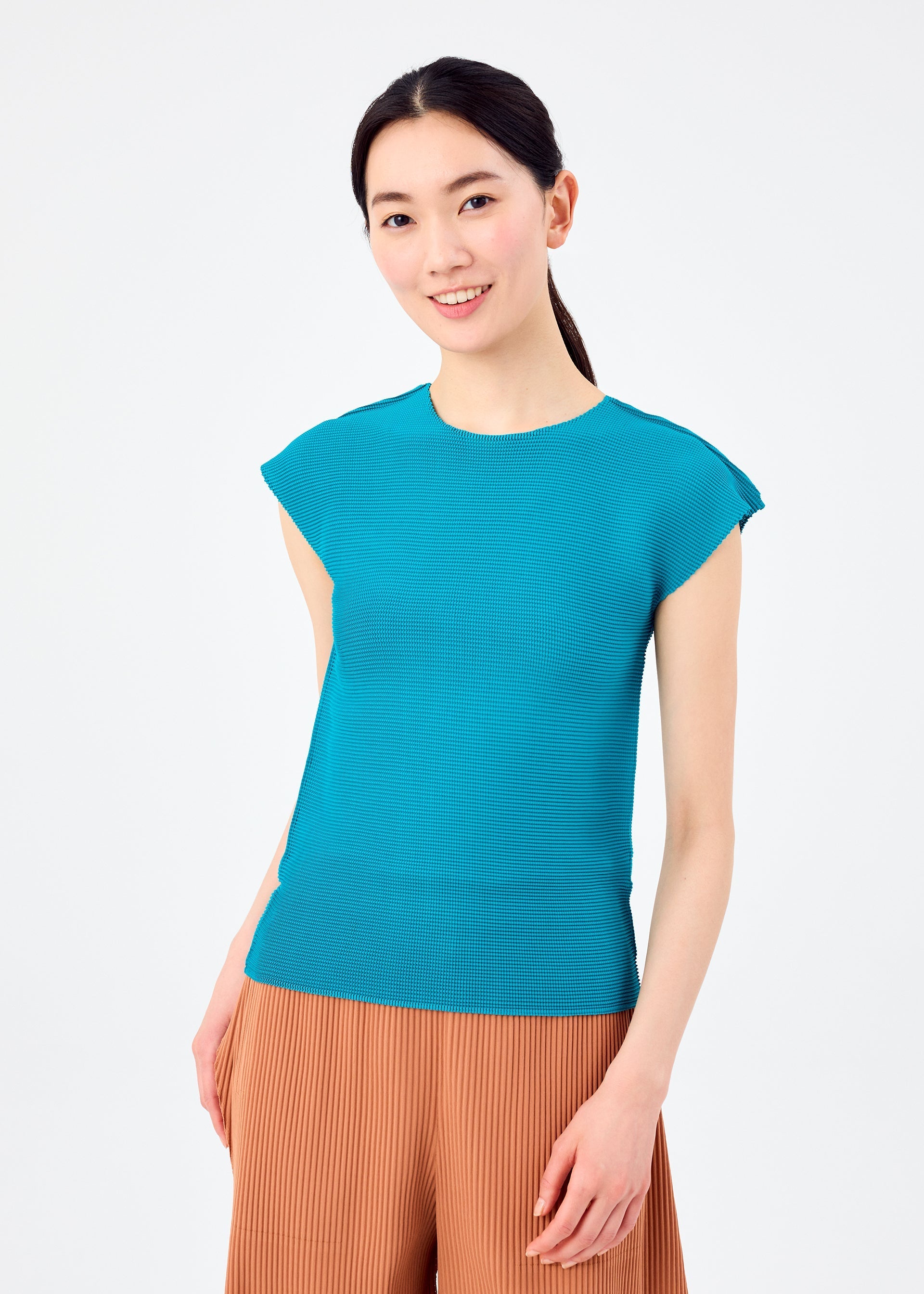 STRETCH PLEATS 3