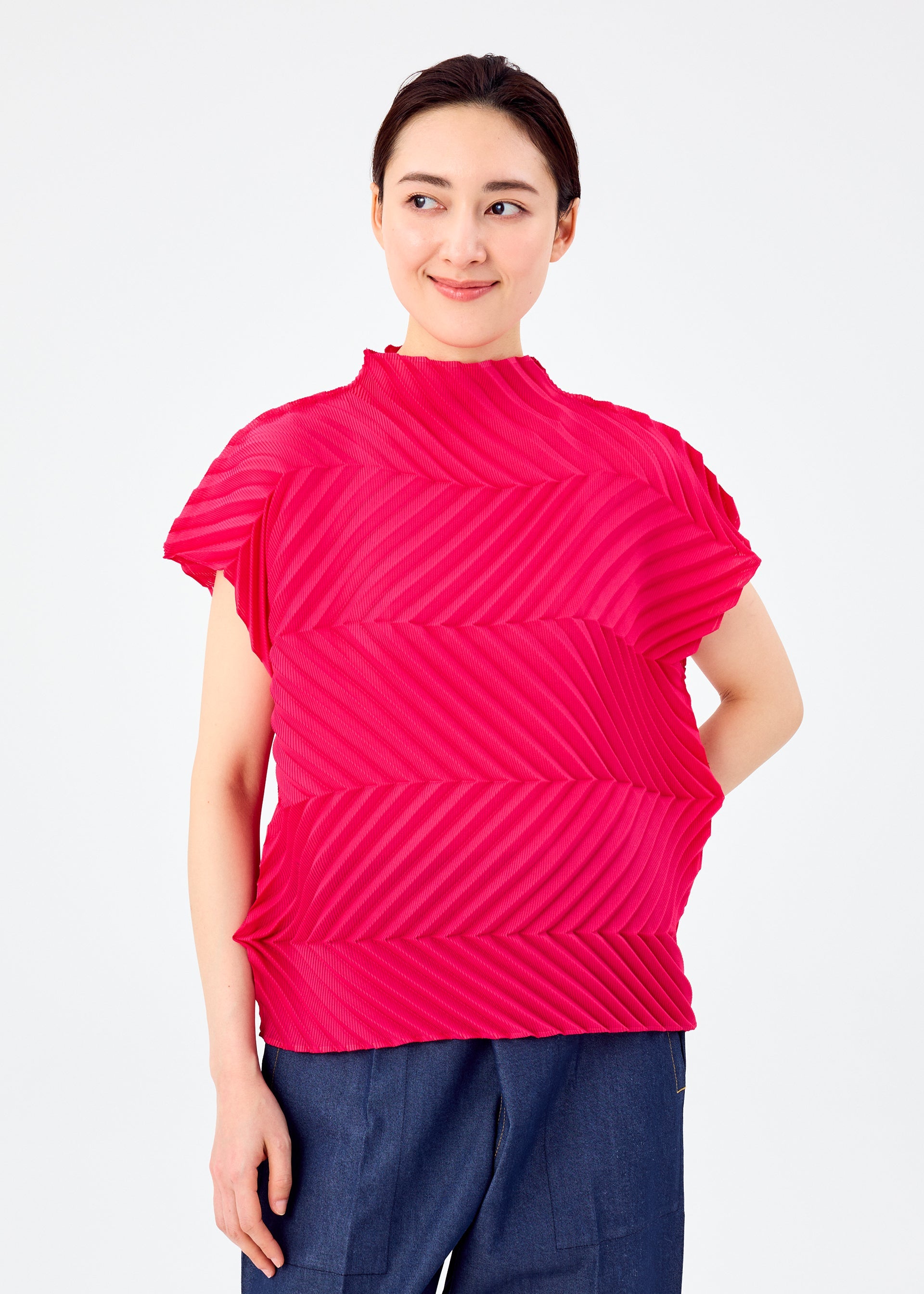 ZIG ZAG PLEATS