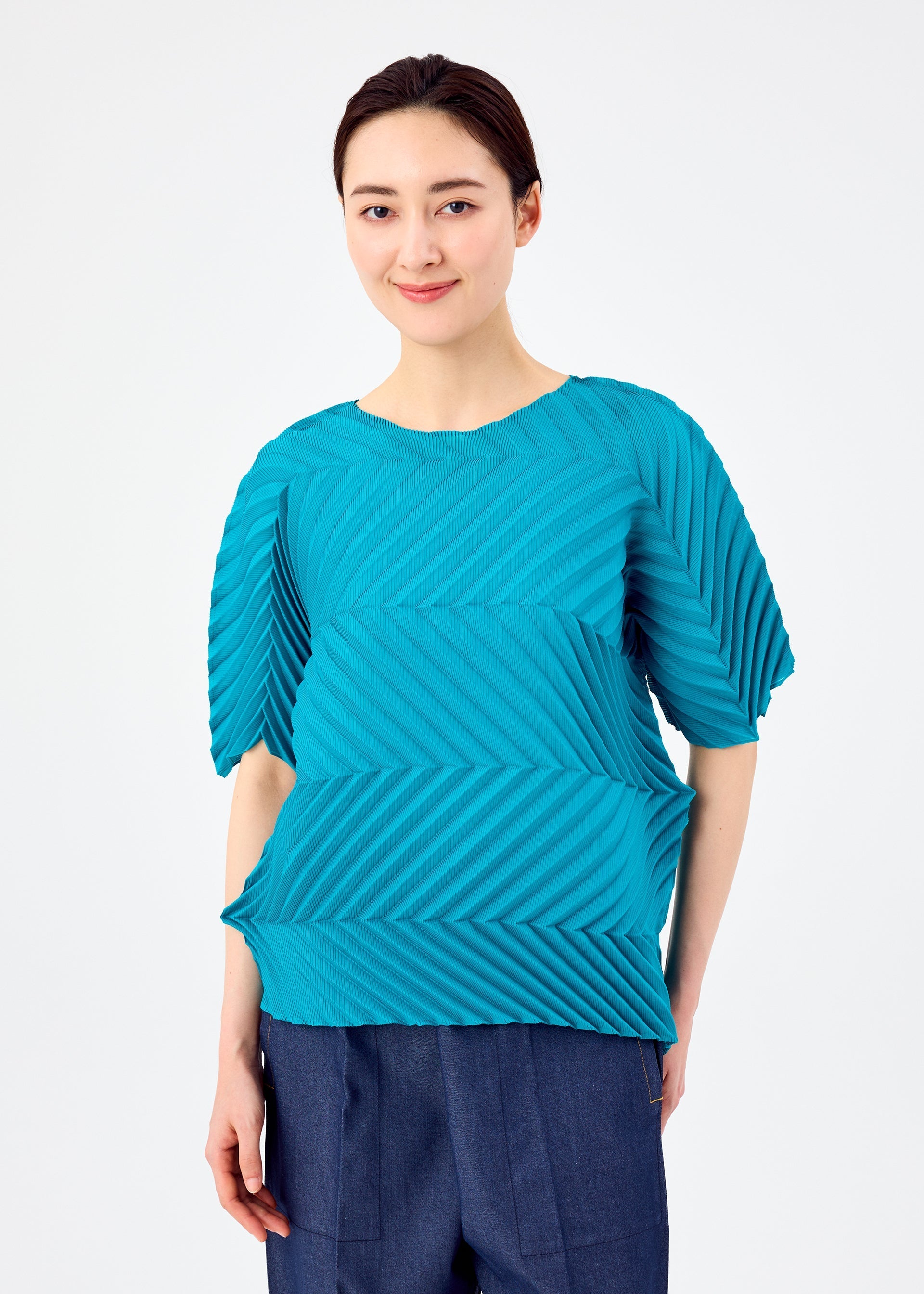ZIG ZAG PLEATS
