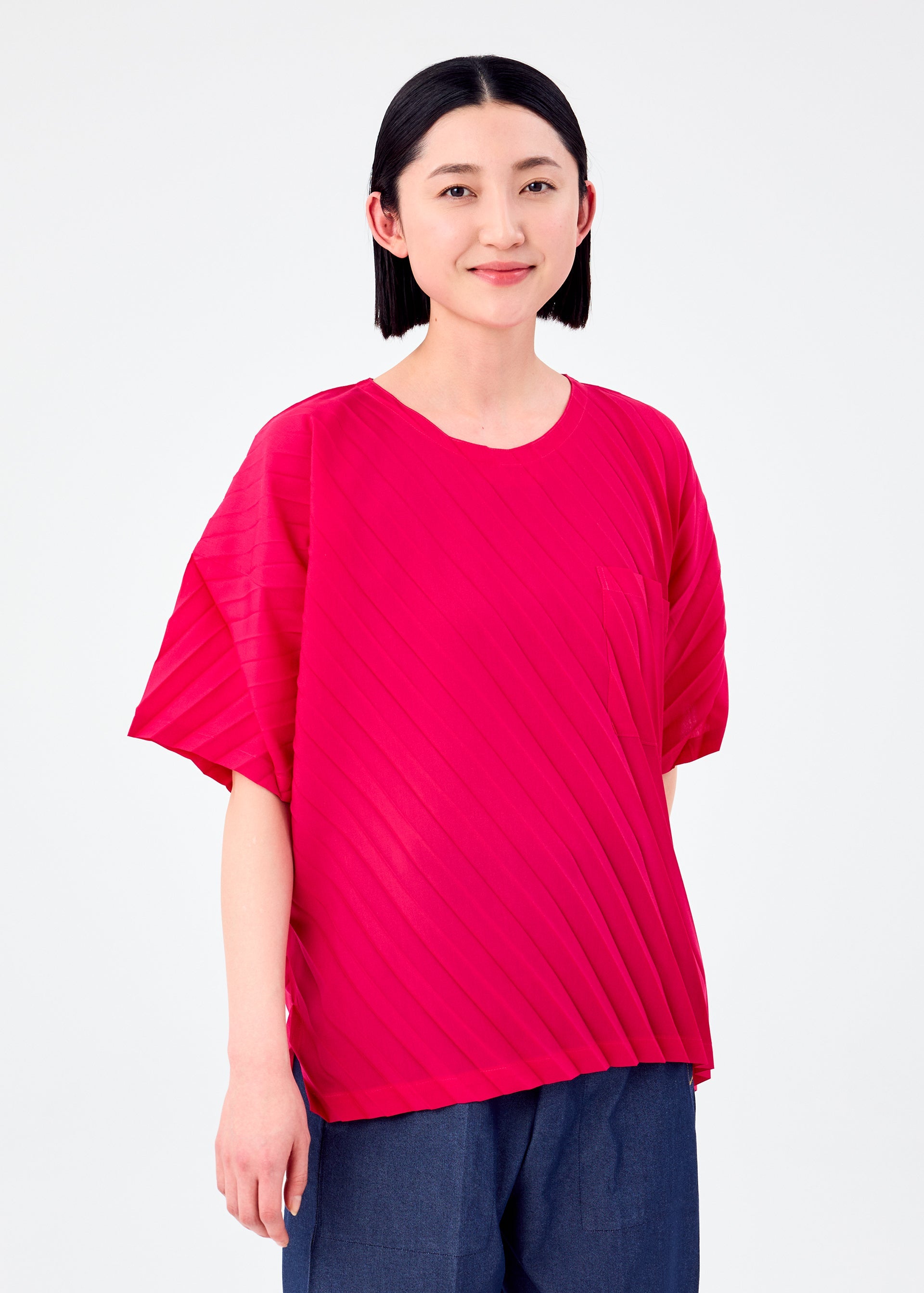 ANGLE PLEATS SHIRT