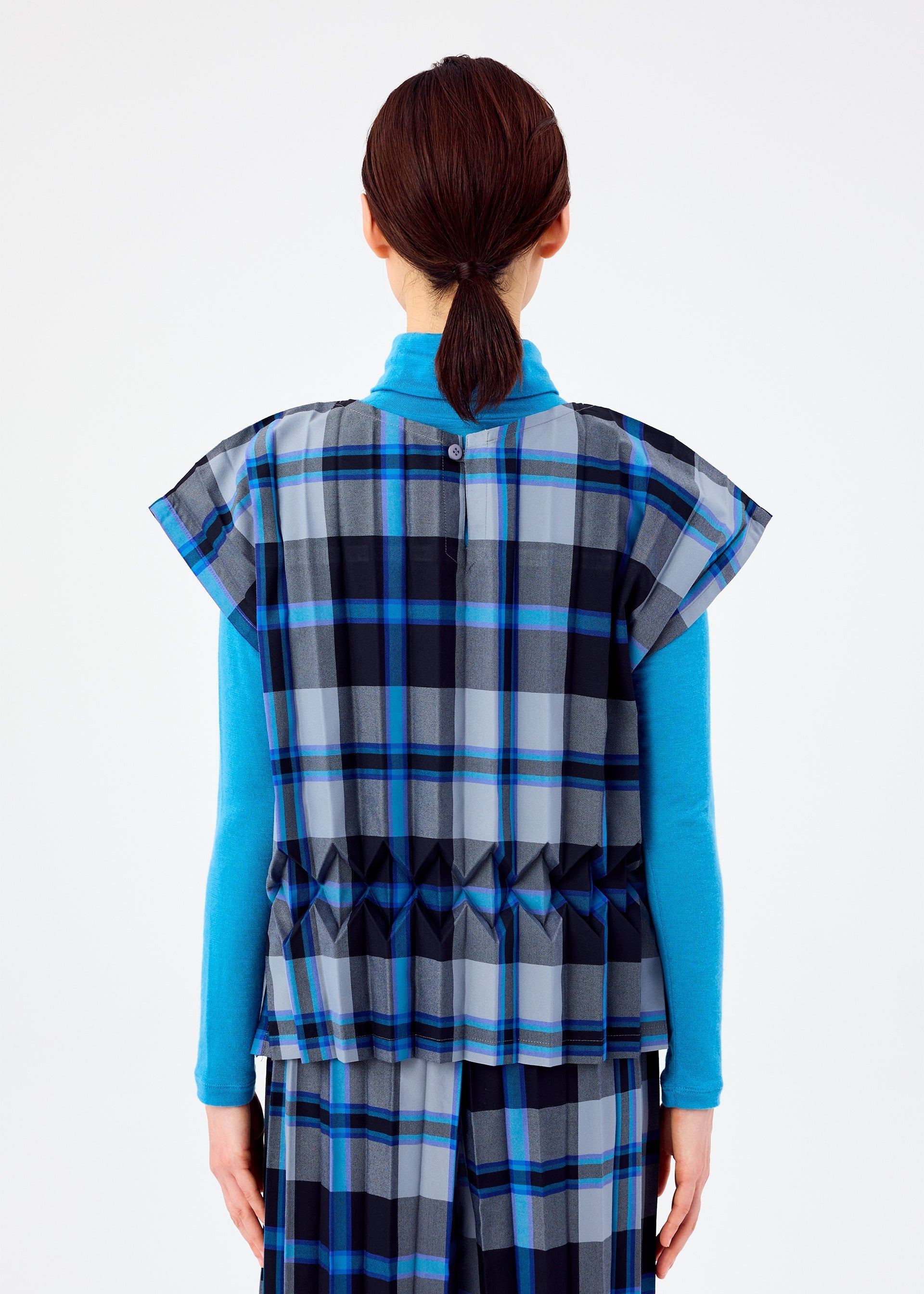 Zoomed view TARTAN CHECK PLEATS