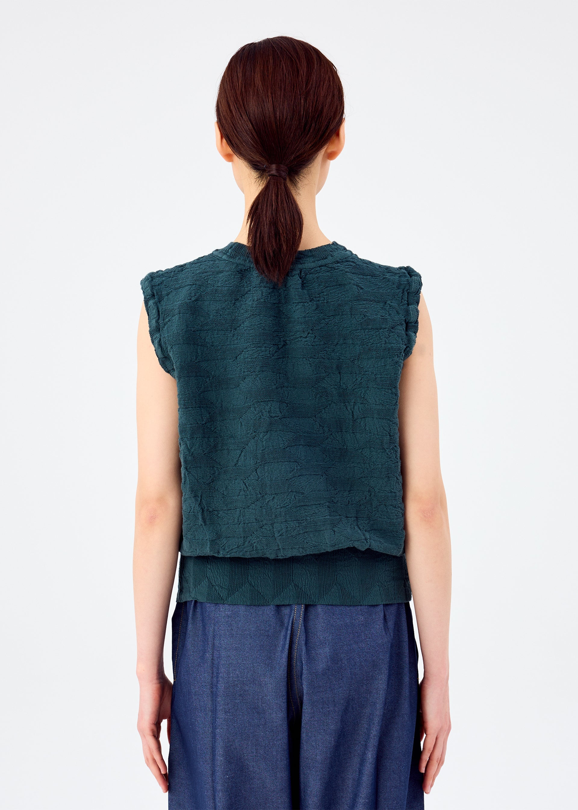 KNIT LIKE CLOTH