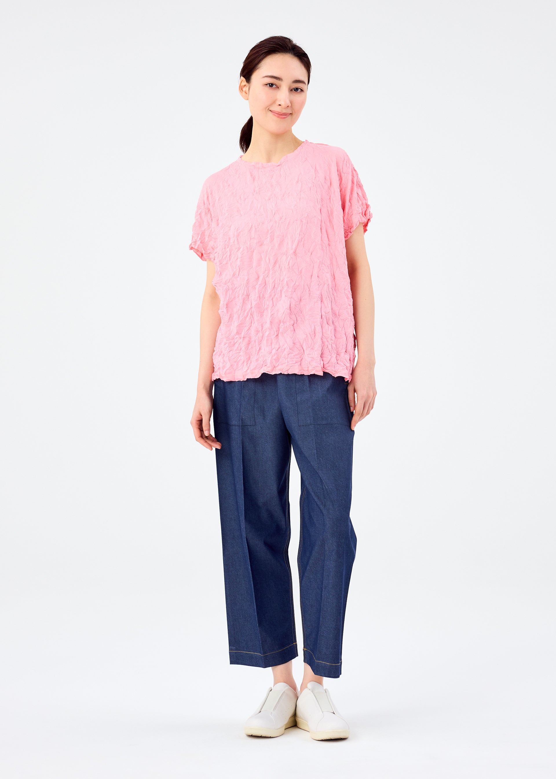 MERINGUE T-SHIRT – ISSEY MIYAKE ONLINE STORE