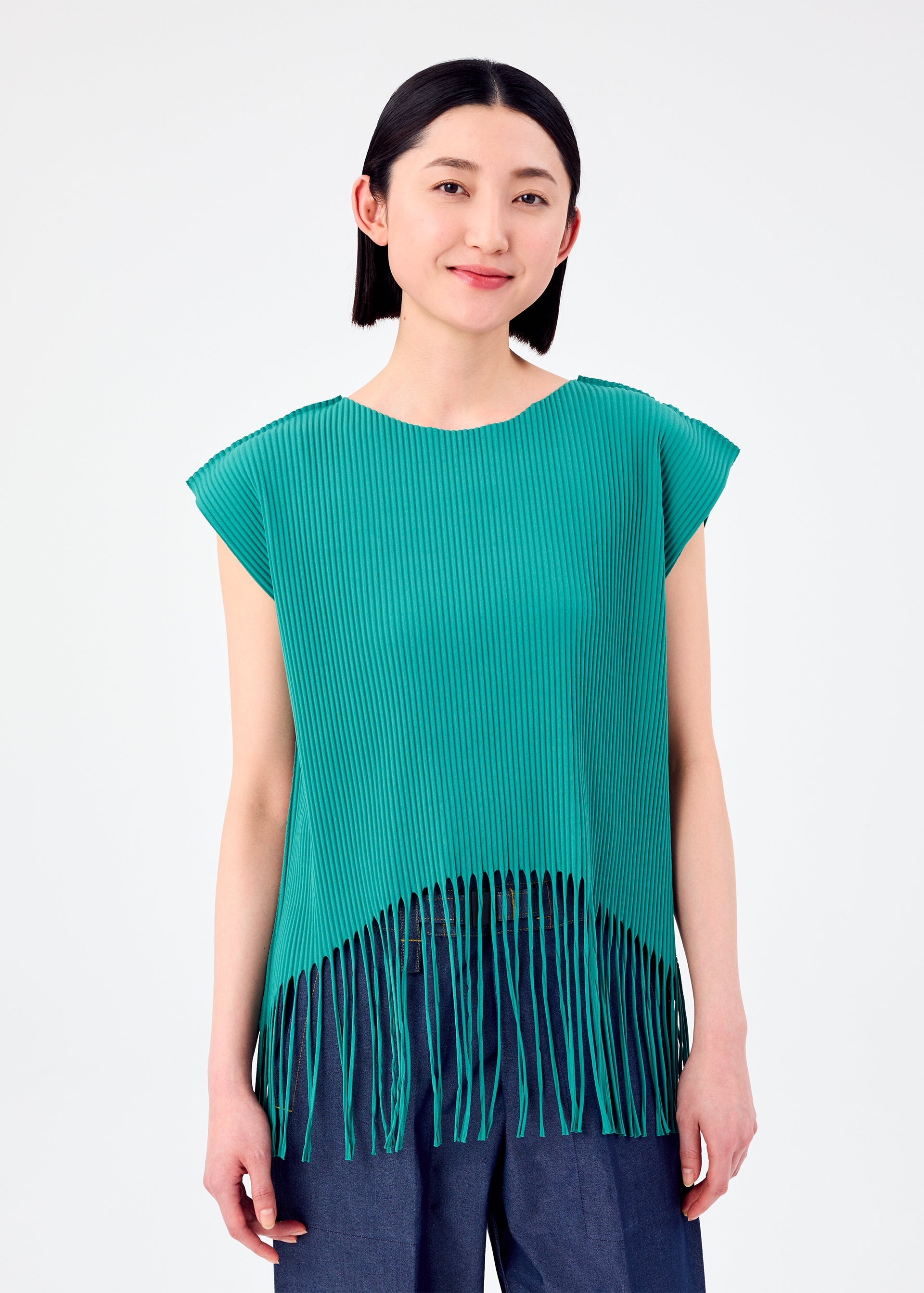 FRINGE PLEATS