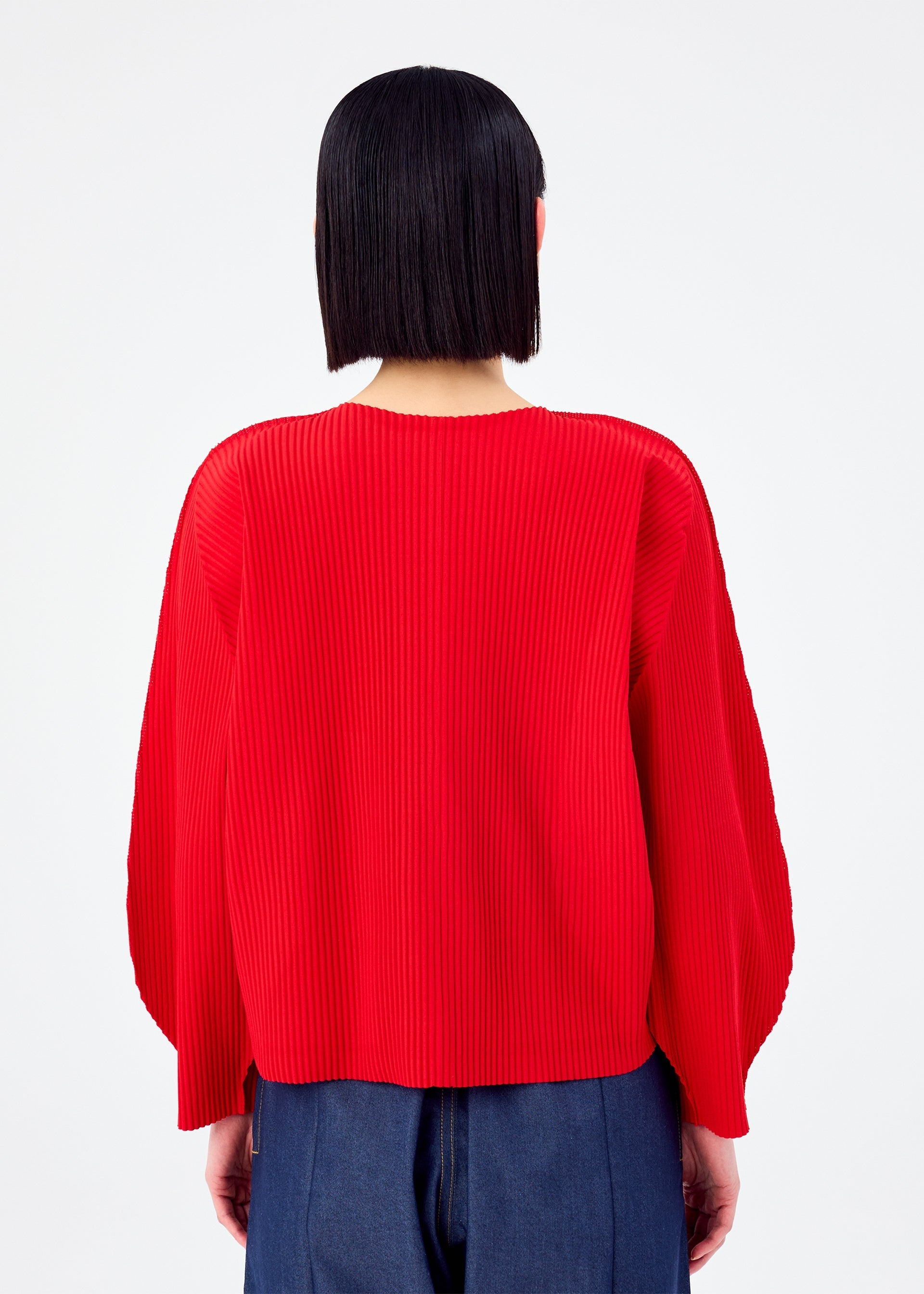 Zoomed view ROUND PLEATS