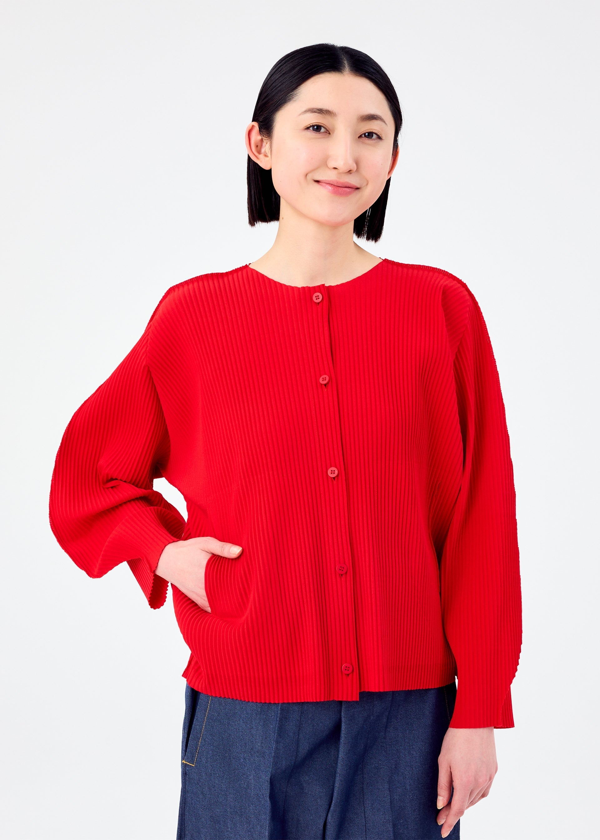 Zoomed view ROUND PLEATS