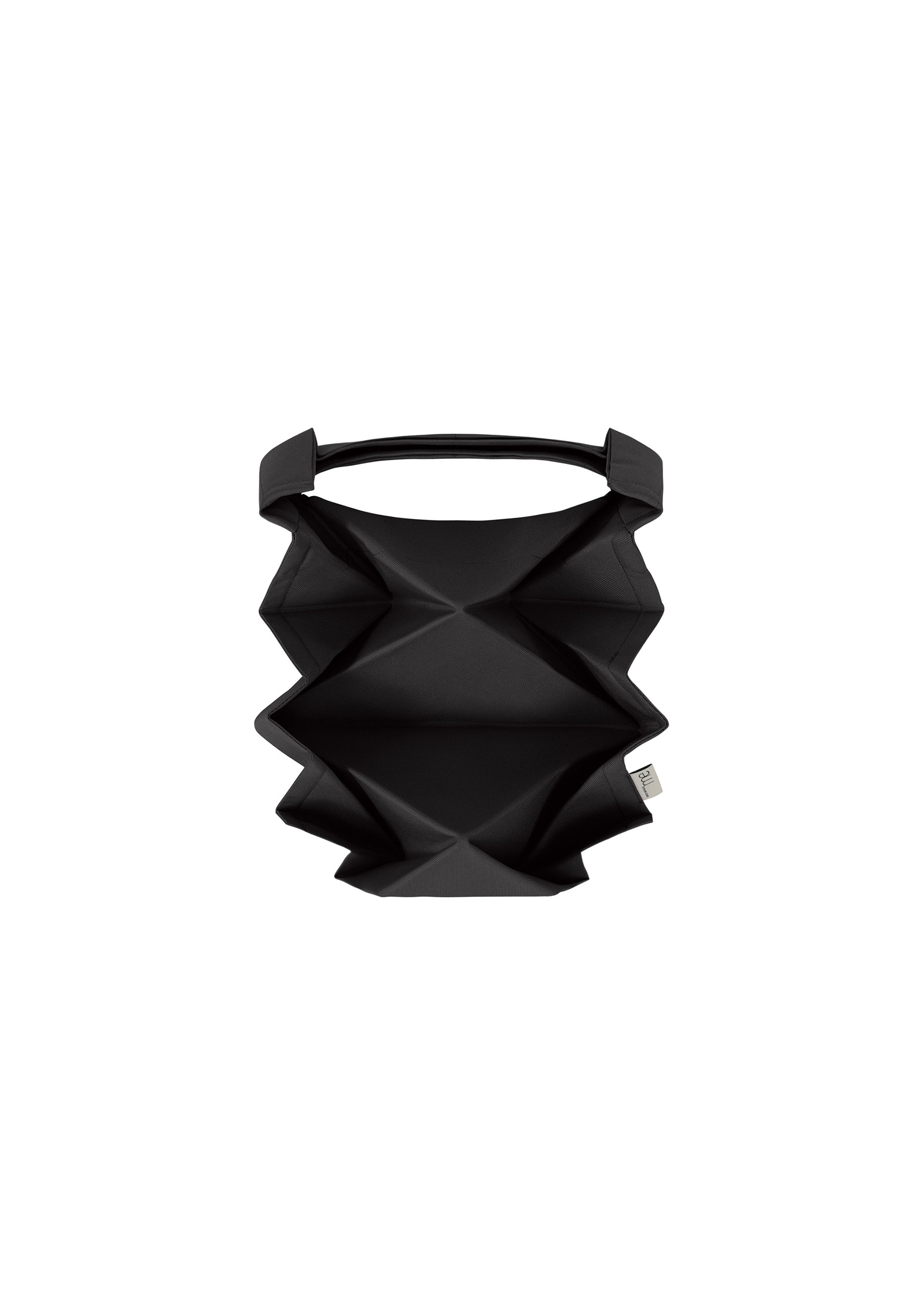 Zoomed view The GEOMETRIC PLEATS BAG by me ISSEY MIYAKE features a black geometric pattern, origami-inspired sharp angular folds, and a single top handle, shown against a plain white background. - BLACK （no.15）