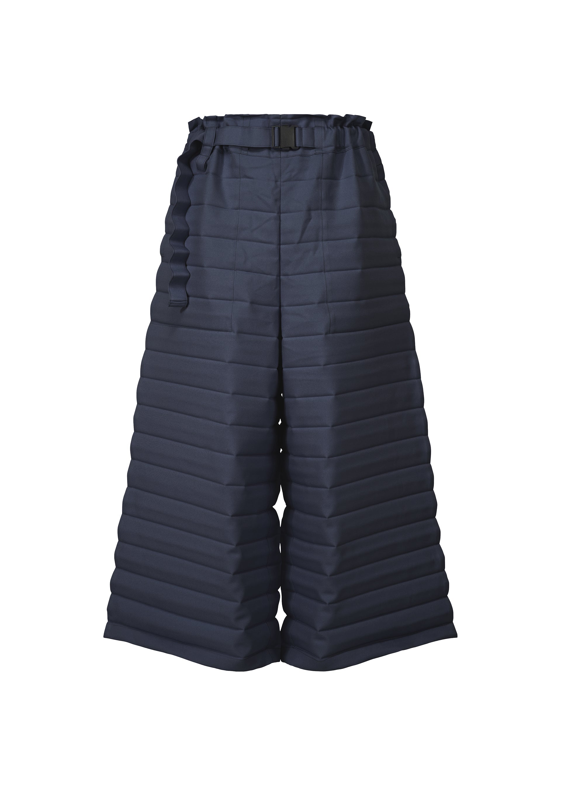 RIPPLE PLEATS – ISSEY MIYAKE ONLINE STORE