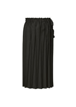 CROSS PLEATS
