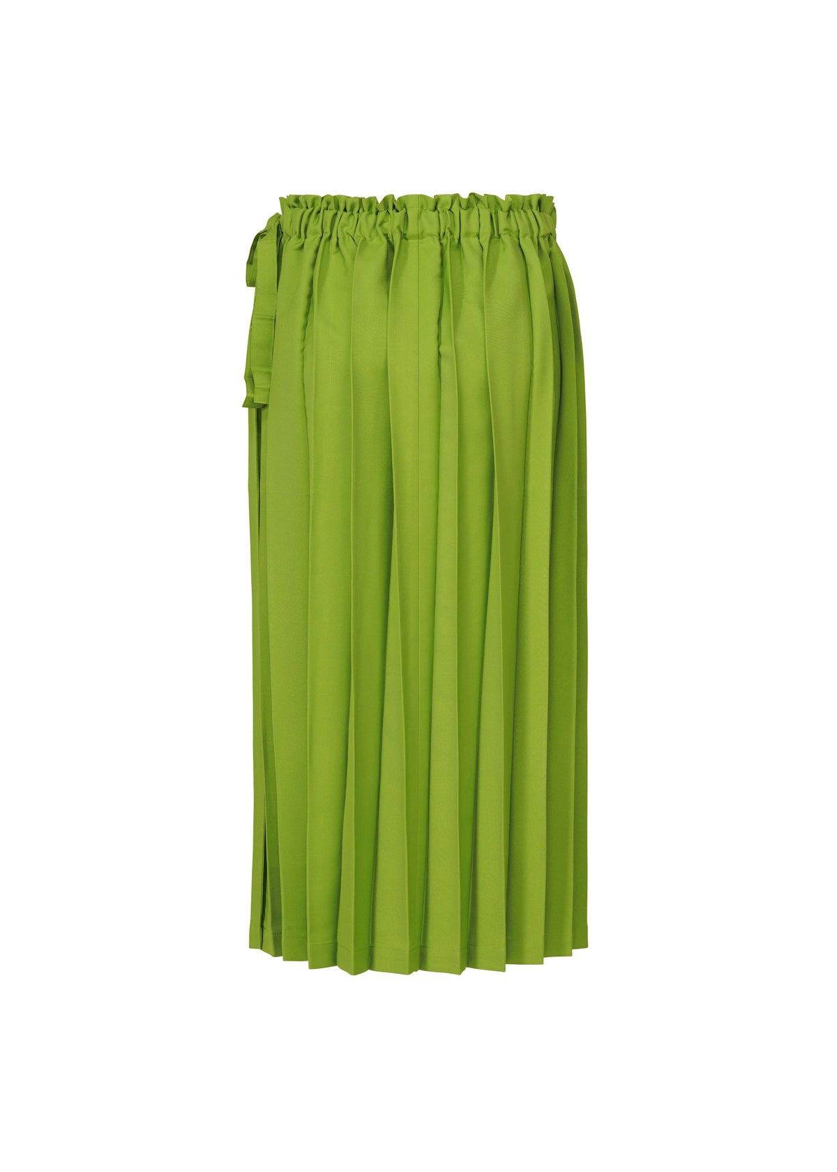 The CROSS PLEATS midi skirt by me ISSEY MIYAKE, in bright green, features hand-pleated fabric, an elastic waistband, and a decorative bow on the left side, shown against a white background. view 4 of 7
