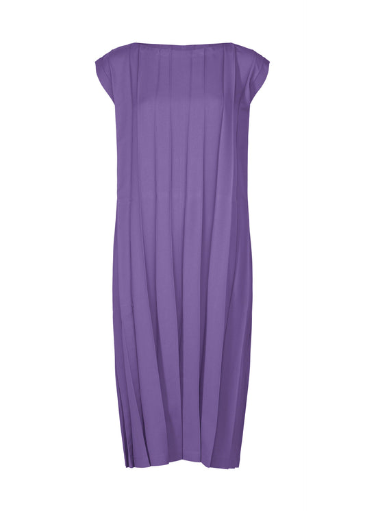 CROSS PLEATS view 1