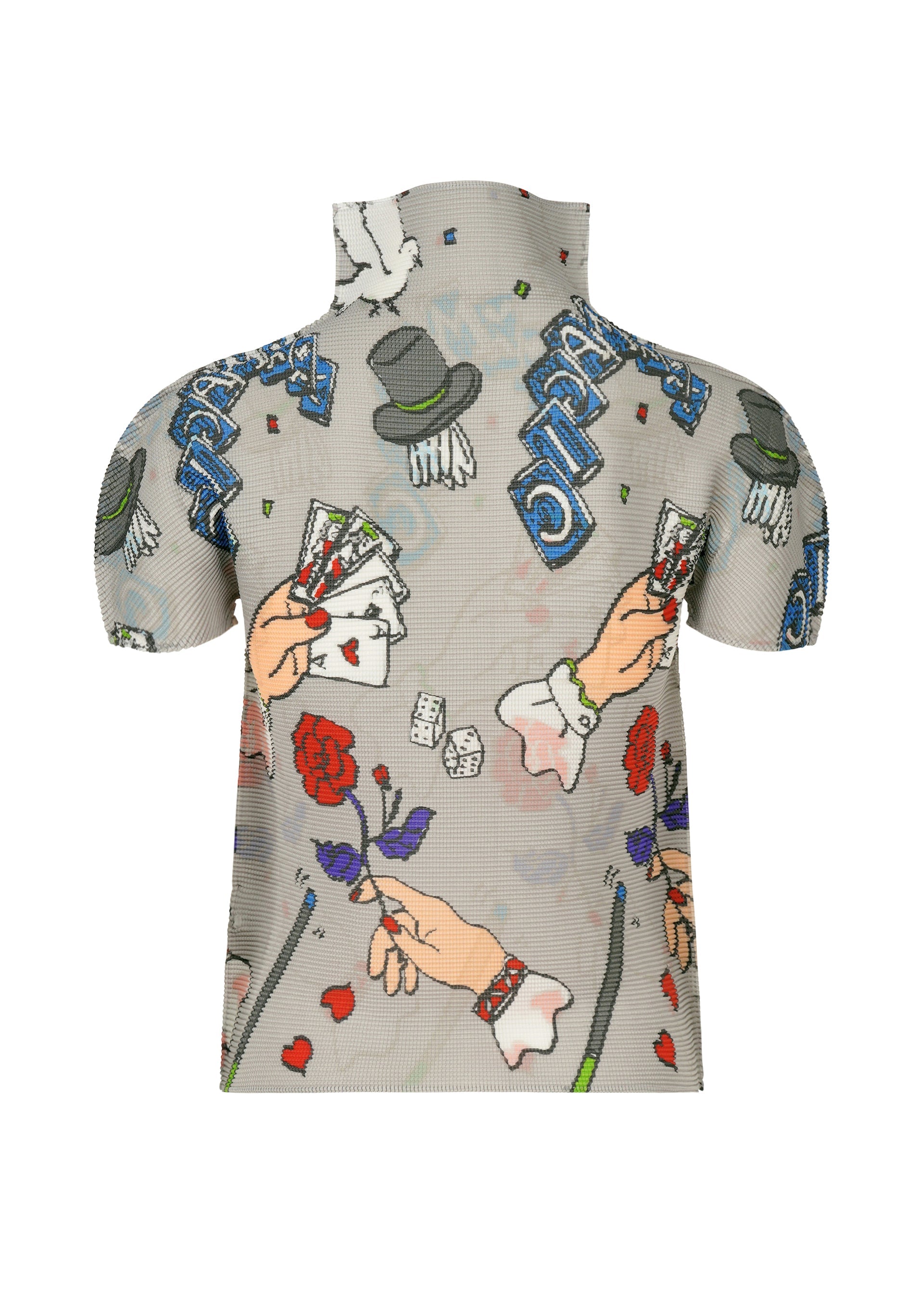 Zoomed view The MAGIC top by me ISSEY MIYAKE is a high-neck, short-sleeved style with puffed sleeves, featuring a playful magic marker print of hands, playing cards, dice, roses, magic hats, and “STARS” in blue on a light background.