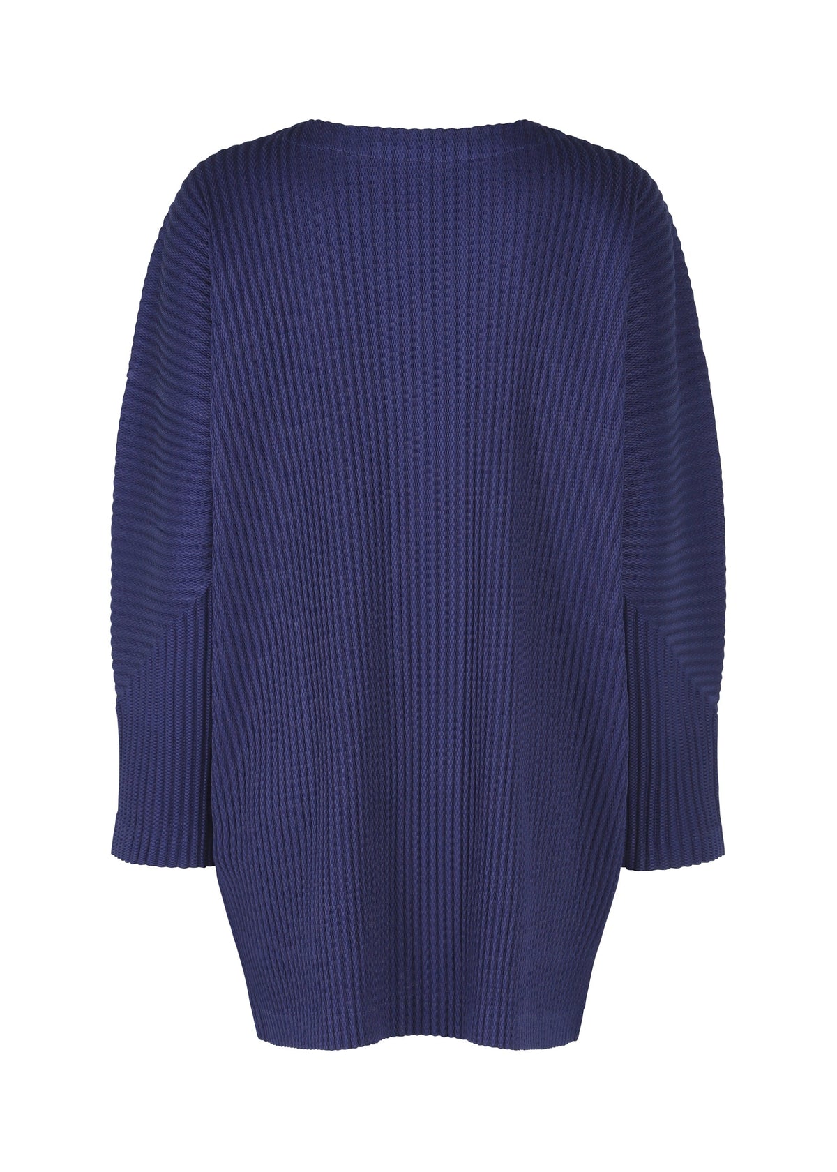 The WARM MESH PLEATS cardigan by me ISSEY MIYAKE is shown from the back, featuring long sleeves, navy ribbed knit, a relaxed fit, and straight hem for thick mesh-like comfort. view 4 of 7