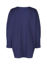 The WARM MESH PLEATS cardigan by me ISSEY MIYAKE is shown from the back, featuring long sleeves, navy ribbed knit, a relaxed fit, and straight hem for thick mesh-like comfort.