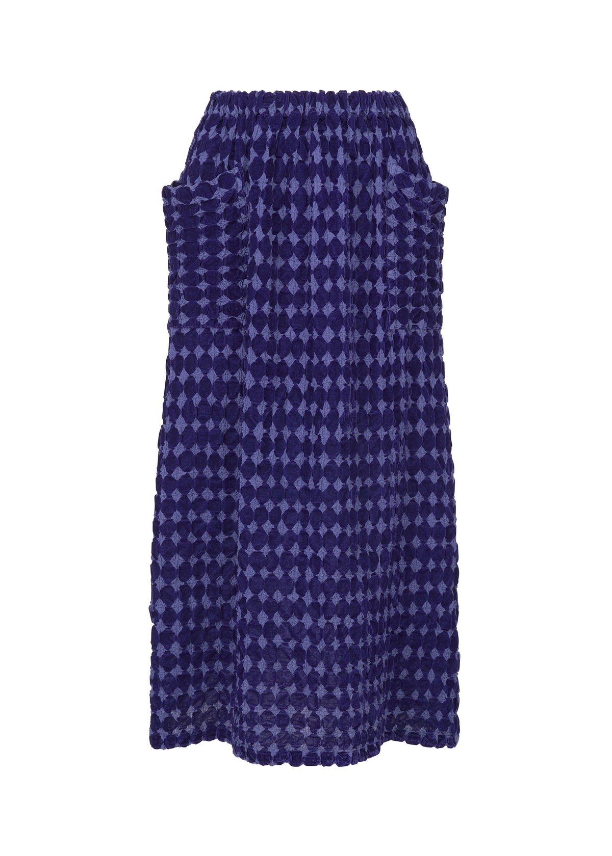 The DIAMOND FLOCKY CAULIFLOWER skirt by me ISSEY MIYAKE is a knee-length cotton piece with a dark and light blue geometric checkered pattern, elastic waistband, side pockets, and subtle flock printing for texture. view 2 of 6