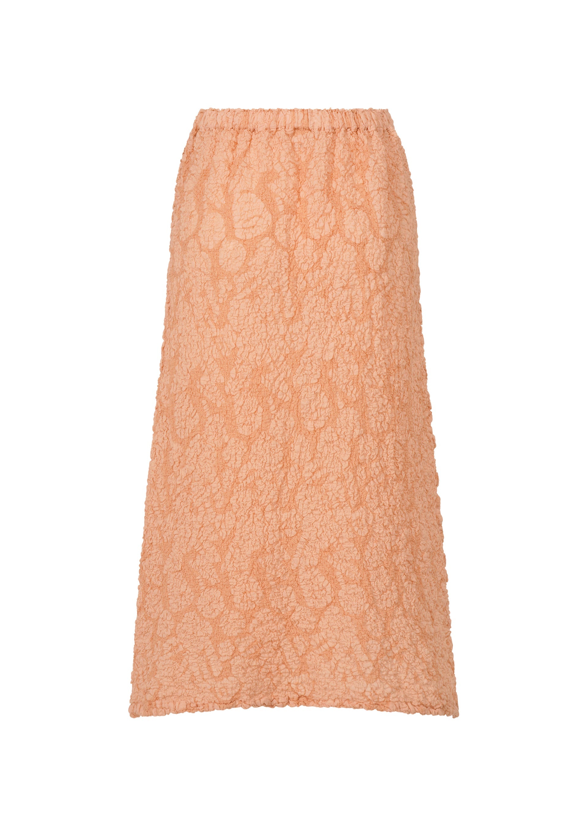 Zoomed view A knee-length, peach cotton skirt made from textured boucle fabric with an elastic waistband, the SURPRISE BOX PRINT CAULIFLOWER by me ISSEY MIYAKE is displayed against a plain white background.