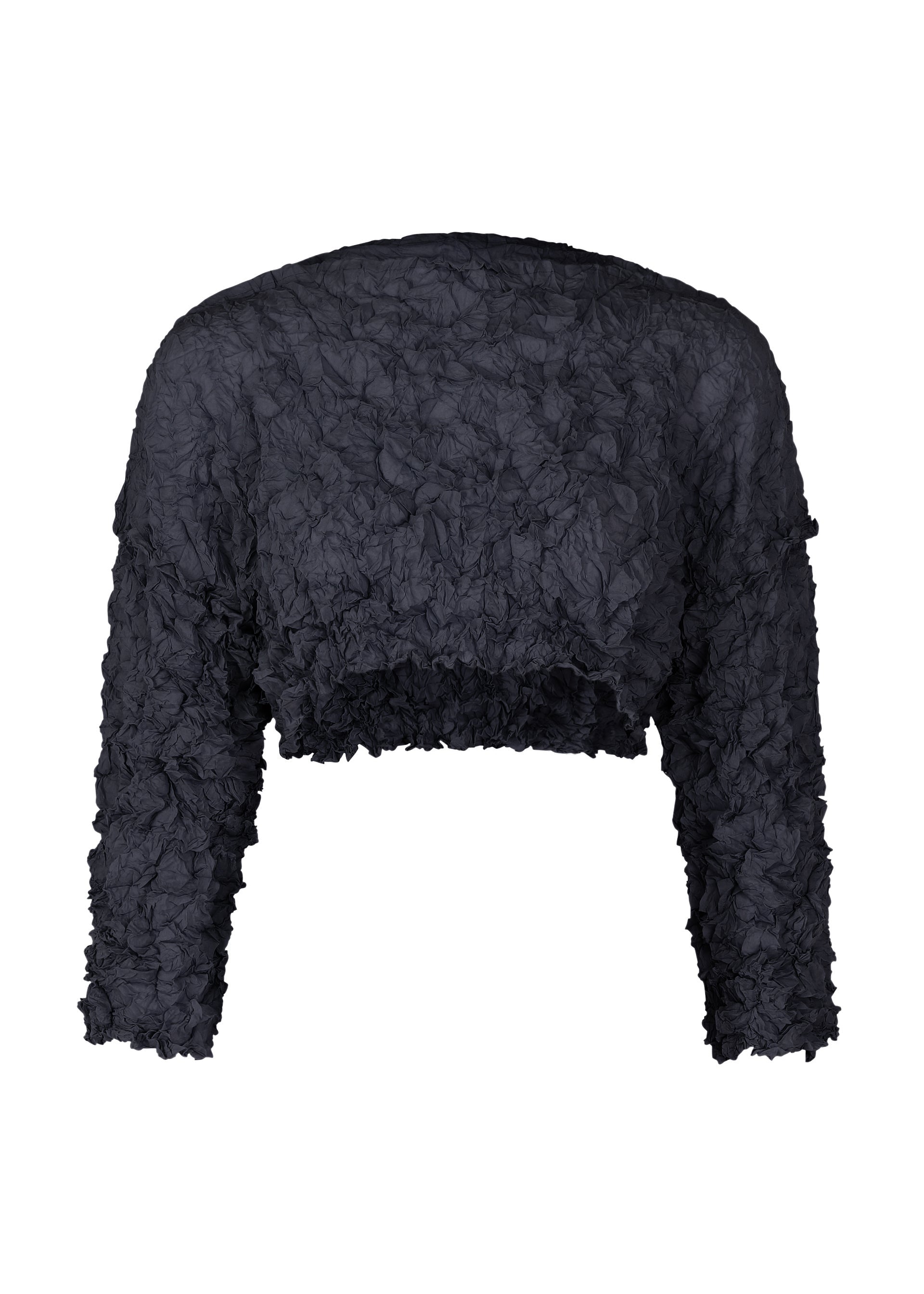 Zoomed view The MERINGUE TOP by me ISSEY MIYAKE is a black, long-sleeved cropped top featuring a stylish crushed pleat texture, shown against a white background. - NAVY （no.75）