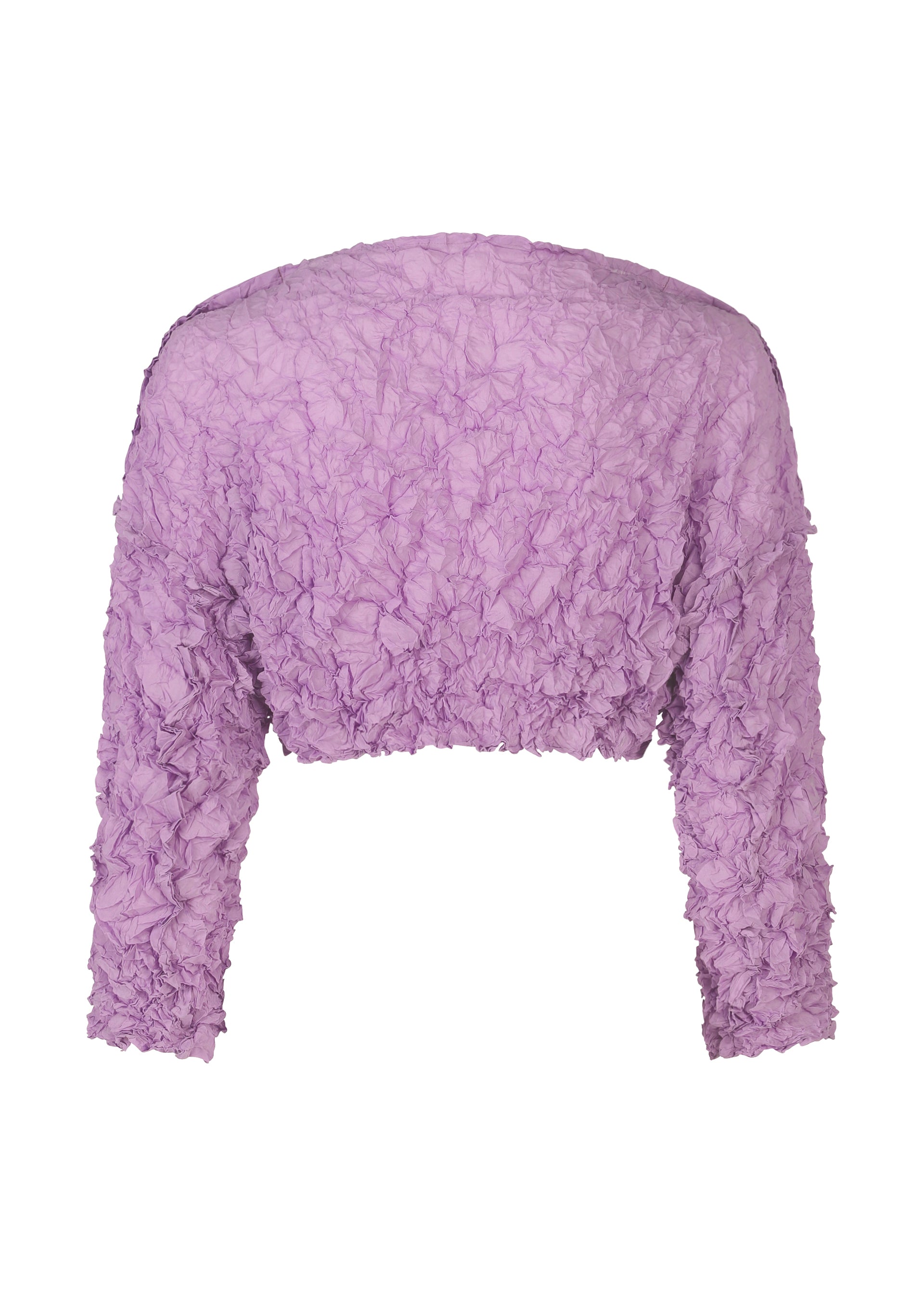 Zoomed view The MERINGUE TOP by me ISSEY MIYAKE is a light purple cropped top with long sleeves and a distinctive crushed pleat texture, shown against a white background.