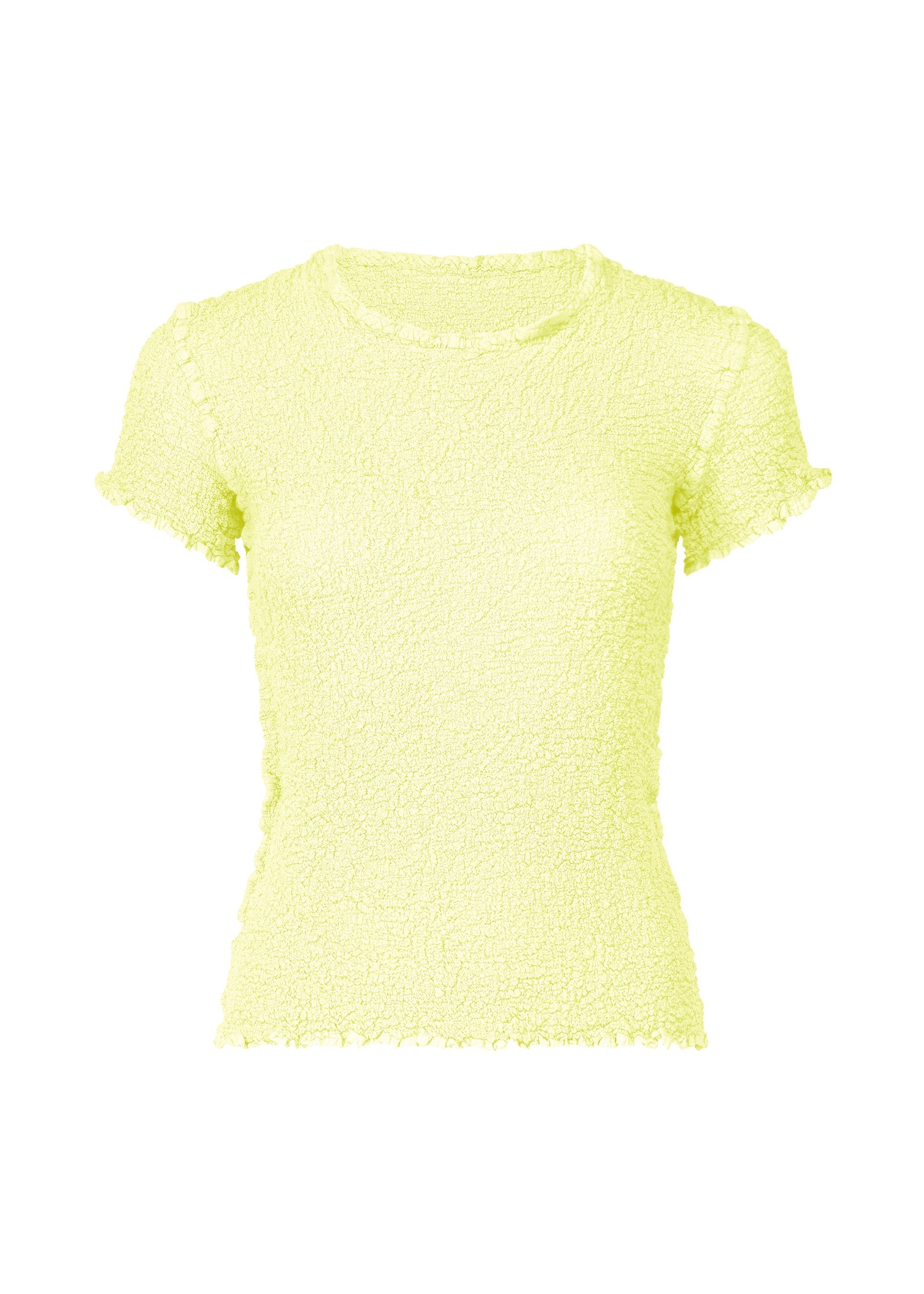 Zoomed view The CAULIFLOWER COLOR by me ISSEY MIYAKE is a light yellow, short-sleeved cotton top with a fitted shape and ruffled details at the sleeves, neckline, and hem, shown on a white background. - CITRUS YELLOW （no.50）
