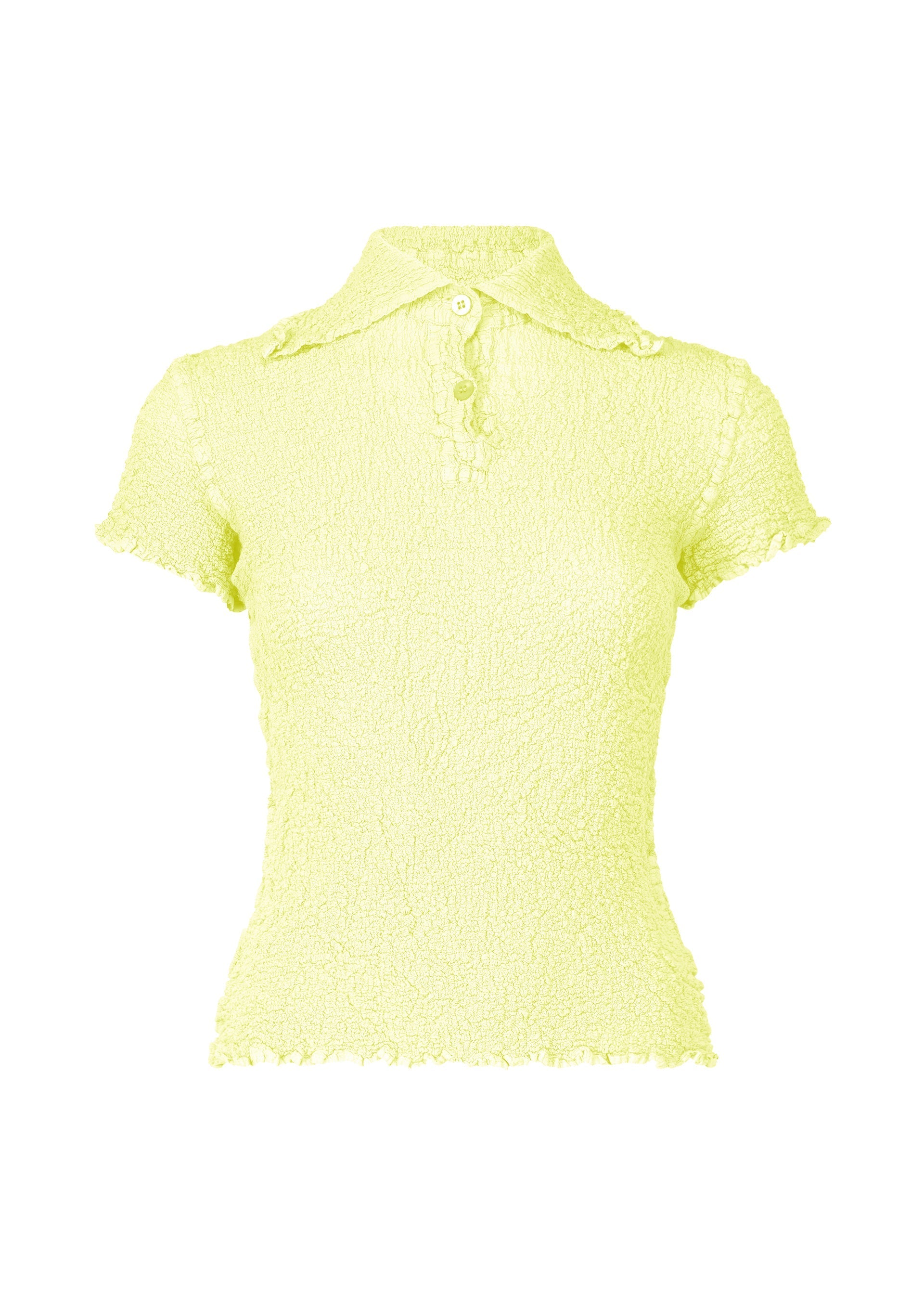 Zoomed view The CAULIFLOWER COLOR by me ISSEY MIYAKE is a light yellow short-sleeved top with a stretchy texture, collared neckline, button placket, and subtly ruffled edges at the sleeves and hem. - CITRUS YELLOW （no.50）