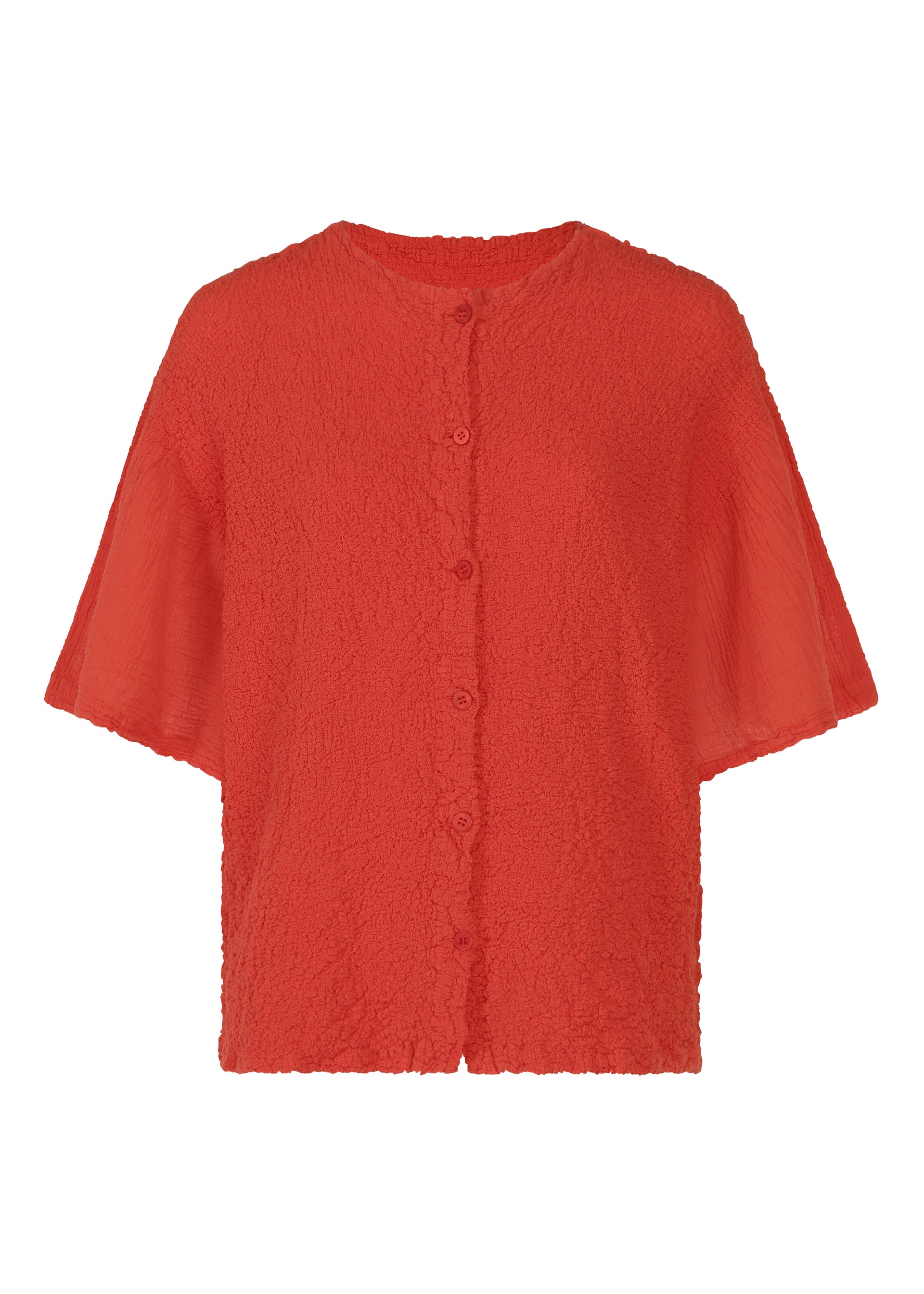 Zoomed view The SHEER CAULIFLOWER by me ISSEY MIYAKE is a bright red, textured short-sleeve button-up blouse with a round neckline and relaxed fit, inspired by the look of a cotton cardigan. - RED （no.24）