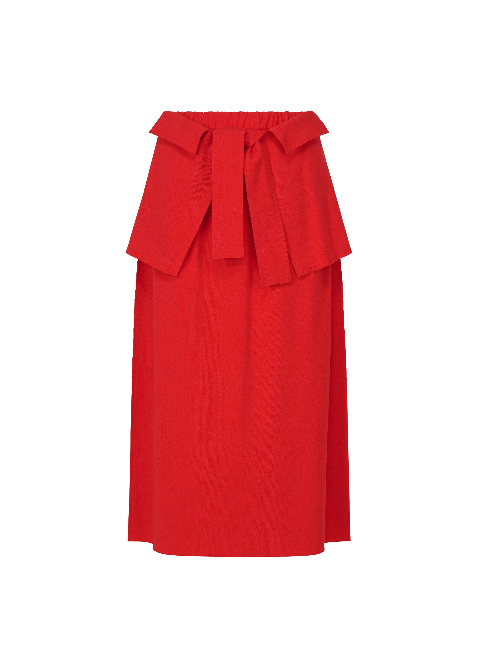 Zoomed view The FLAT JERSEY by me ISSEY MIYAKE is a vibrant red, knee-length cotton-blend skirt with a wide sash bow at the front and a straight silhouette, shown on a plain white background. - RED （no.24）