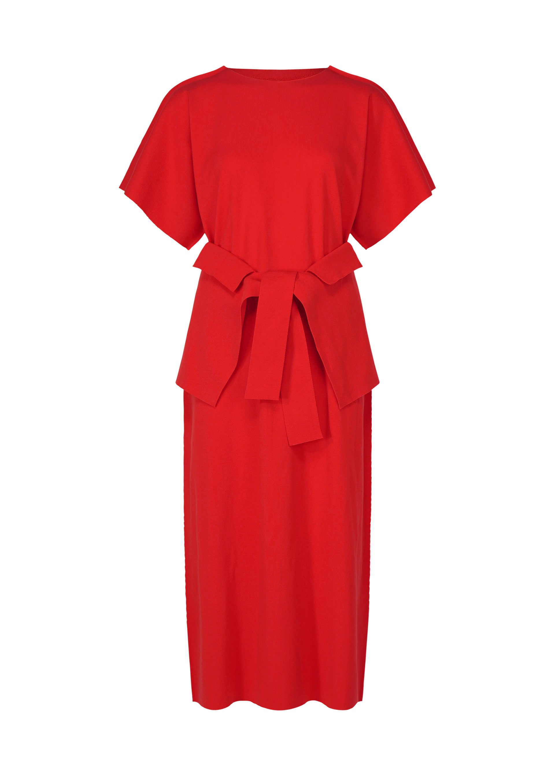 Zoomed view The FLAT JERSEY by me ISSEY MIYAKE is a knee-length, short-sleeved red cotton-blend dress with a round neckline and wide fabric belt, offering a simple, elegant silhouette for effortless style. - RED （no.24）