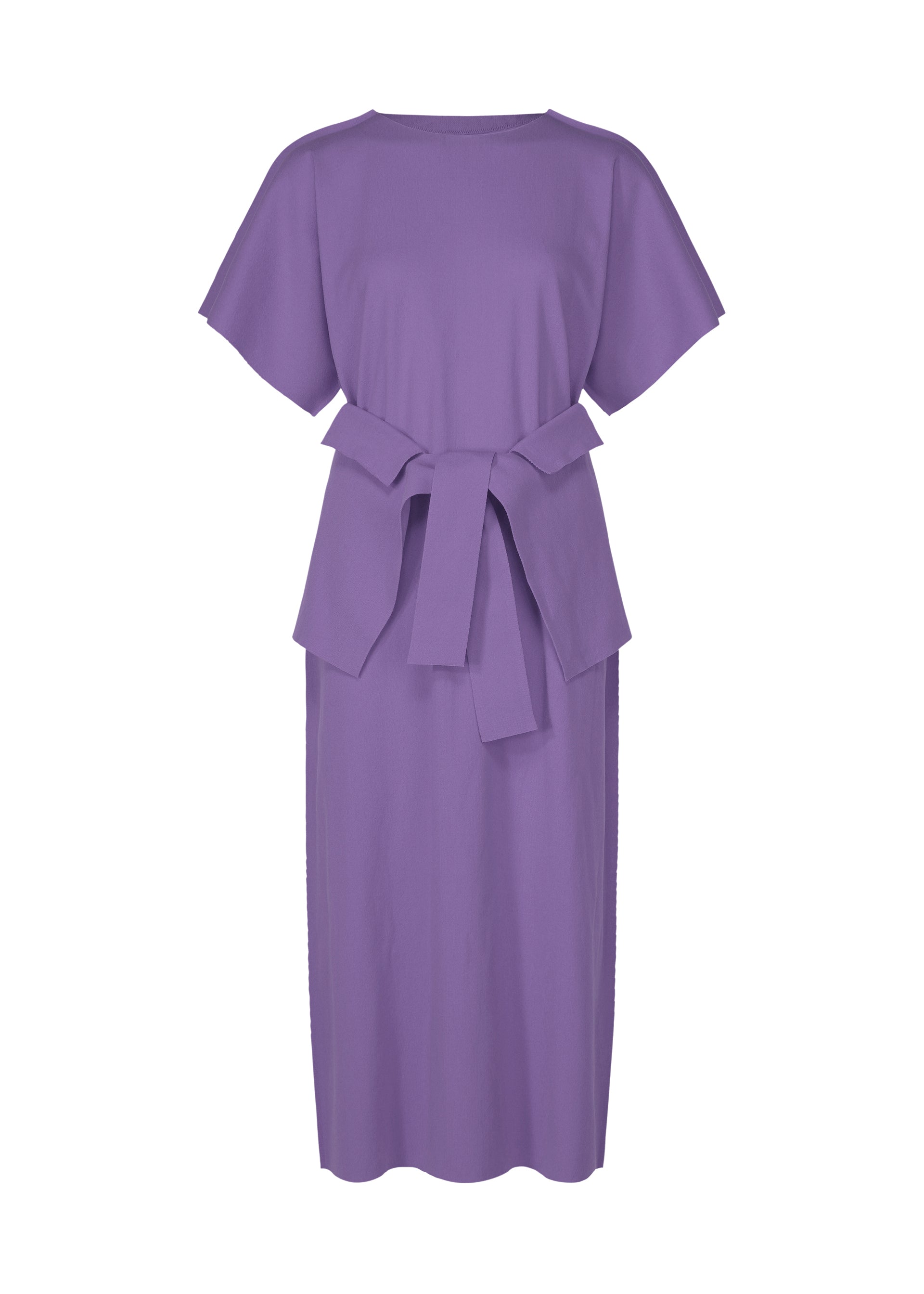Zoomed view The FLAT JERSEY dress by me ISSEY MIYAKE is a knee-length, short-sleeve lavender cotton-blend piece with a round neckline and wide fabric belt. Its garment-dyed finish gives it a simple, elegant, and modern look. - VIOLET （no.82）