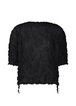 The KALEIDOSCOPE LACE MERINGUE by me ISSEY MIYAKE is a black crushed pleat top with half sleeves, a loose boxy fit, irregular tie details at the hemline, subtle drawstring sleeve accents, and a minimalist finish. - BLACK （no.15）