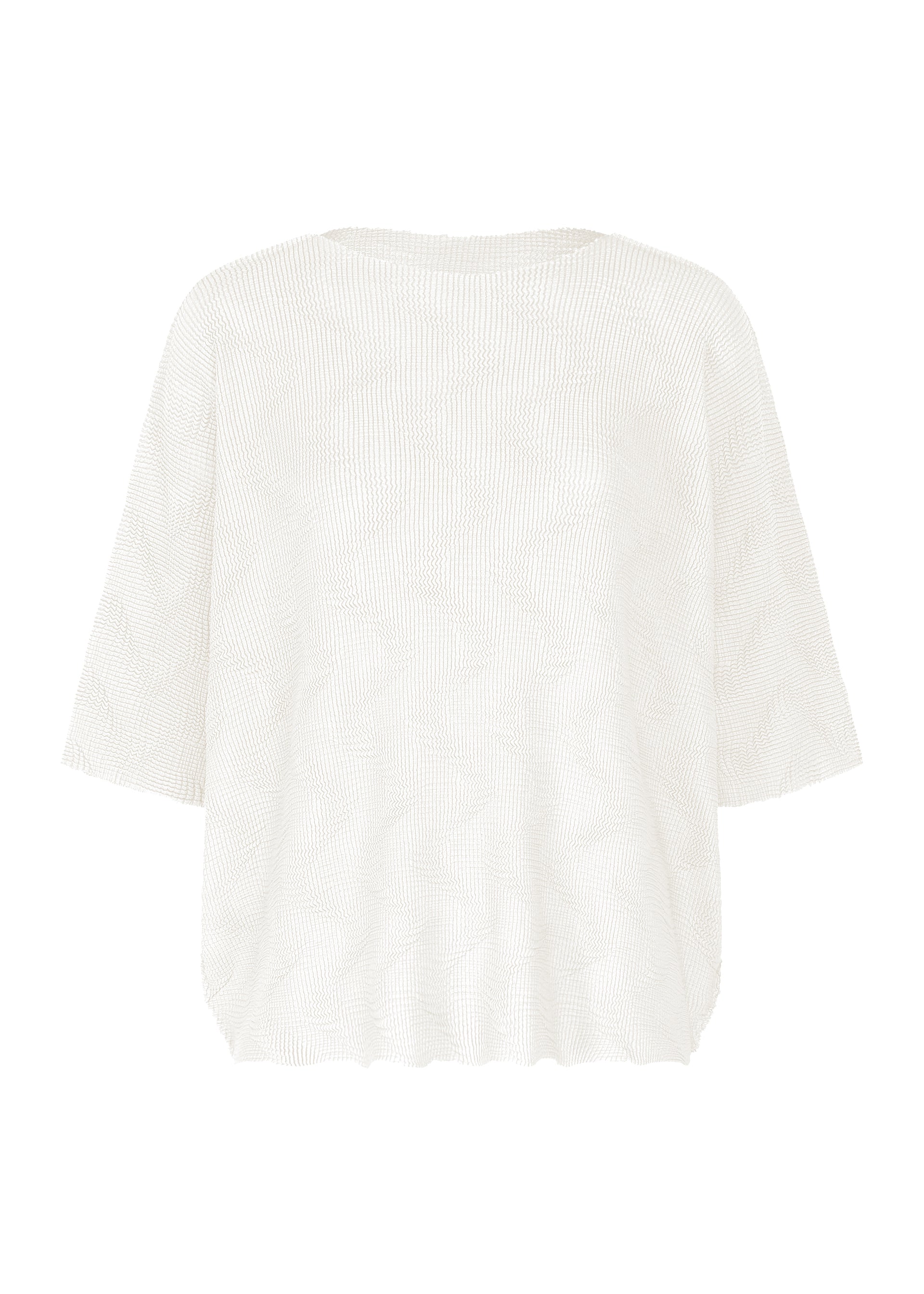 Zoomed view The WAVE KNIT STRETCH PLEATS top by me ISSEY MIYAKE is a loose-fitting, short-sleeved white piece with a subtle textured pattern, round neckline, and relaxed silhouette, shown against a plain white background. - WHITE （no.01）