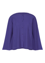 A loose-fitting, long-sleeved purple FLARE PLEATS knit cardigan by me ISSEY MIYAKE features pleats, a round neckline, and front buttons. - COBALT BLUE （no.74）