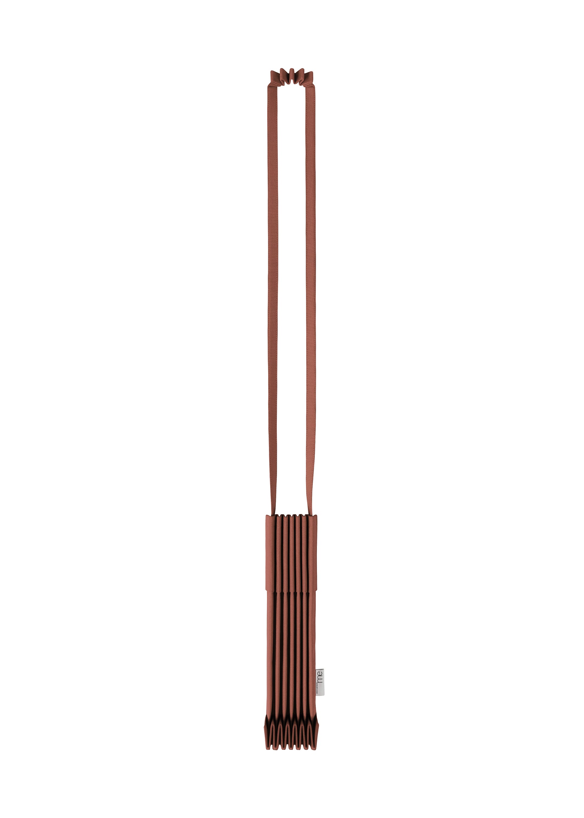 Zoomed view The TRUNK PLEATS BAG 12 by me ISSEY MIYAKE is a brown, rectangular shoulder bag with accordion-style pleats and a long strap, displayed against a white background. Its compact size and unique structured design make it stand out even in understated tones. - BORDEAUX （no.84）