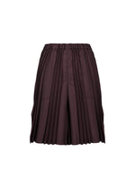 TOWER PLEATS BOTTOM by me ISSEY MIYAKE: Dark brown women’s shorts with an elastic waistband, displayed against a white background. These handmade shorts feature structured vertical accordion pleats for a tailored yet relaxed look. - BORDEAUX （no.84）