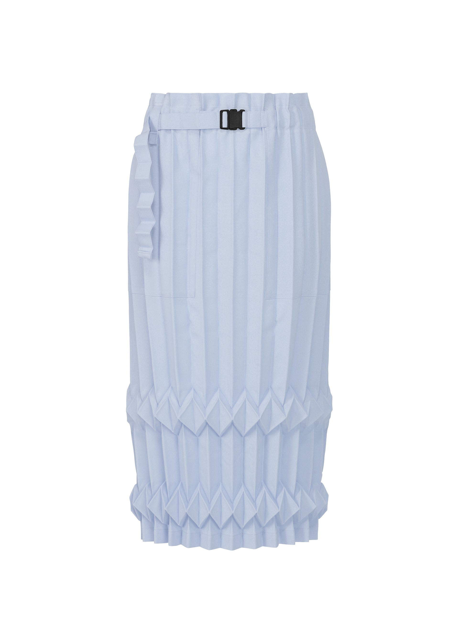 Zoomed view The TREE PLEATS skirt by me ISSEY MIYAKE is a light blue, knee-length piece with vertical pleats, origami-inspired 3D patterns at the hem and midsection, and a belted waistband with a small black buckle. - FOGGY BLUE （no.71）