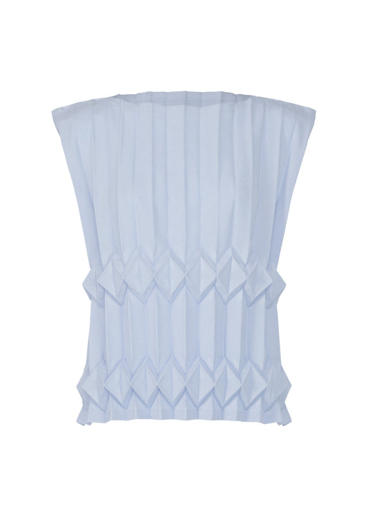TREE PLEATS view 1