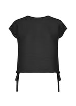 The SQUARE STRETCH PLEATS top by me ISSEY MIYAKE is a black, round-neck, short-sleeve style crafted from textured stretch fabric, designed with a loose fit and finished with side ties at the bottom hem for an adjustable silhouette, shown on a white background. - BLACK （no.15）