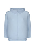 The me ISSEY MIYAKE DOLMAN STRETCH PLEATS 1 is a light blue top with stretch pleats, pointed collar, straight hem, dolman sleeves, and a loose boxy fit, shown on a white background. Minimalistic and textured design. - FOGGY BLUE （no.71）
