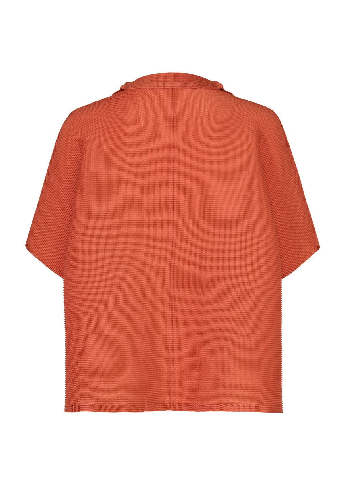 Zoomed view Experience the relaxed fit of the SQUARE STRETCH PLEATS by me ISSEY MIYAKE—a loose-fitting, short-sleeved orange top with subtle vertical pleats, a simple straight hem, and a textured look reminiscent of a short-sleeved cardigan when viewed from the back.