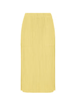 The CORDUROY PLEATS by me ISSEY MIYAKE is a yellow, knee-length, hand-knitted pencil skirt with an elastic waistband and vertical pleated texture, shown on a plain white background. - CREAM YELLOW （no.50）