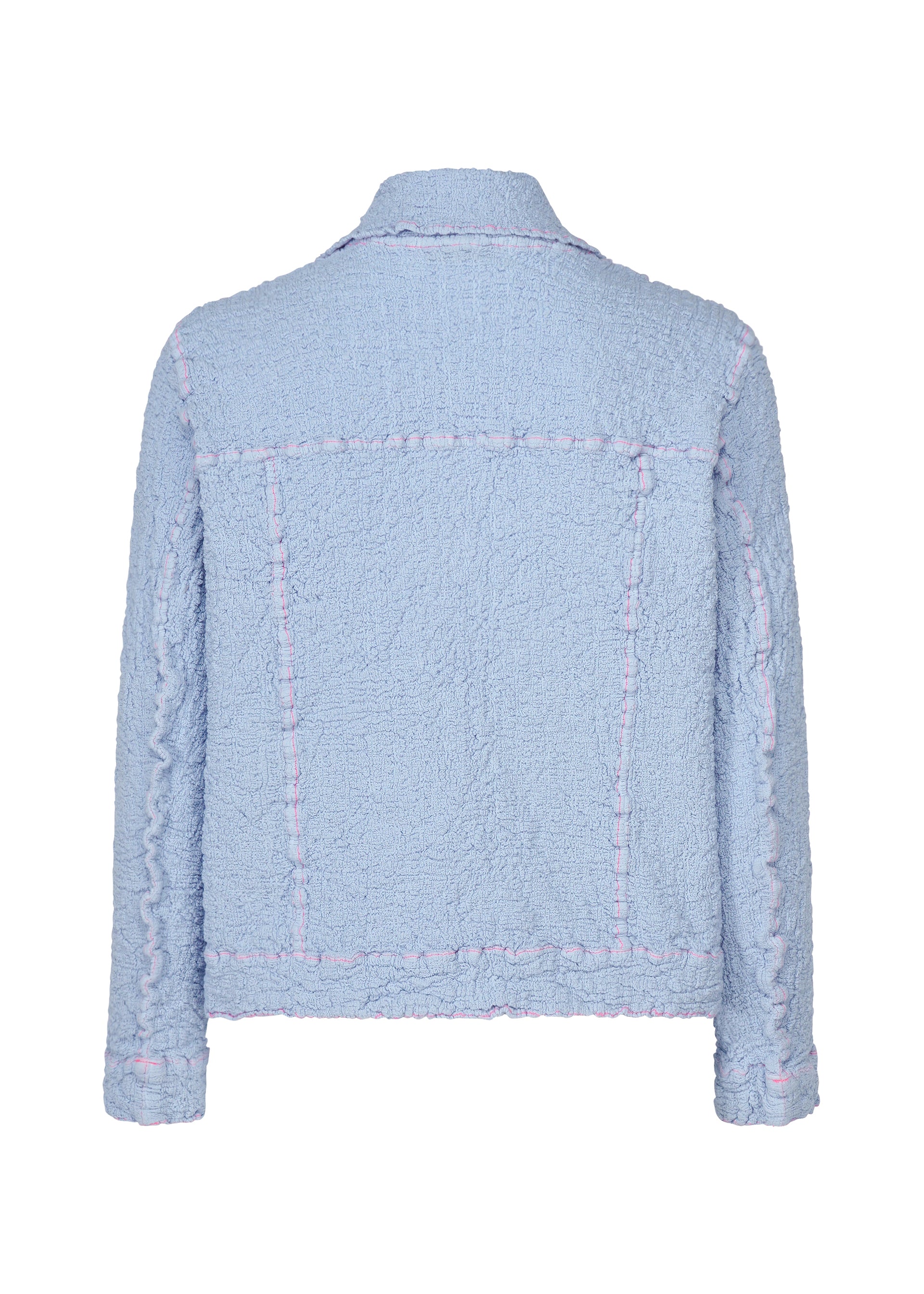 Zoomed view The CAULIFLOWER COLOR 1 jacket by me ISSEY MIYAKE is a light blue, textured cotton piece with long sleeves, visible seams, and a boxy cropped fit. Shown from the back, it highlights unique detailing for a modern look.
