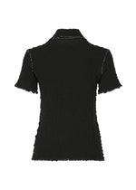 Back view of the CAULIFLOWER COLOR 1 black cotton top by me ISSEY MIYAKE, featuring visible seam stitching and a crinkled texture. The short sleeves, hem, and collar tips have light ruffles for added detail.