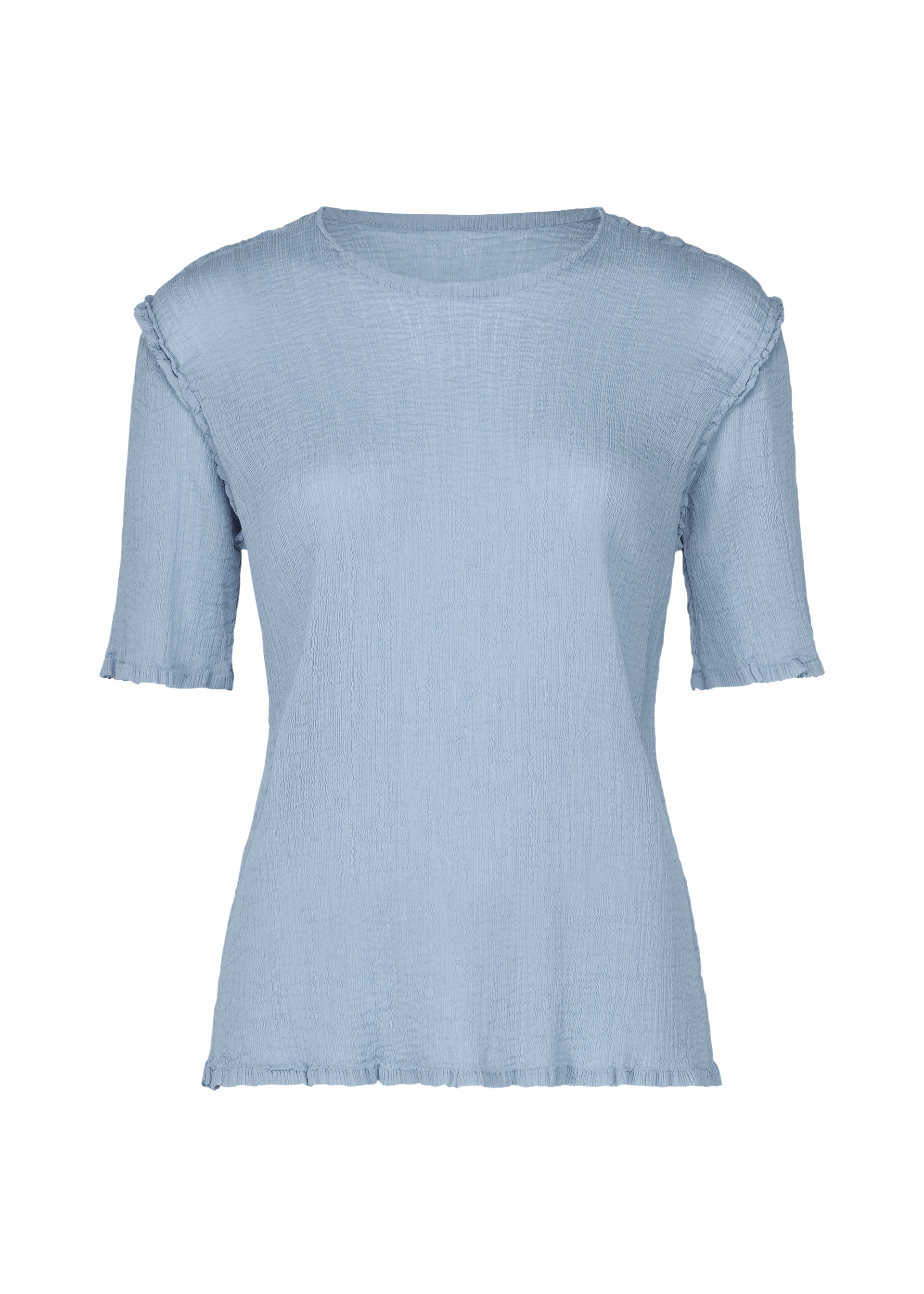Zoomed view The SEE-THROUGH CREPE COLOR top by me ISSEY MIYAKE is a light blue, short-sleeve women’s crepe top with a round neck, crinkled product-dyed fabric, and subtle ruffle details on the sleeves and hem. - FOGGY BLUE （no.71）