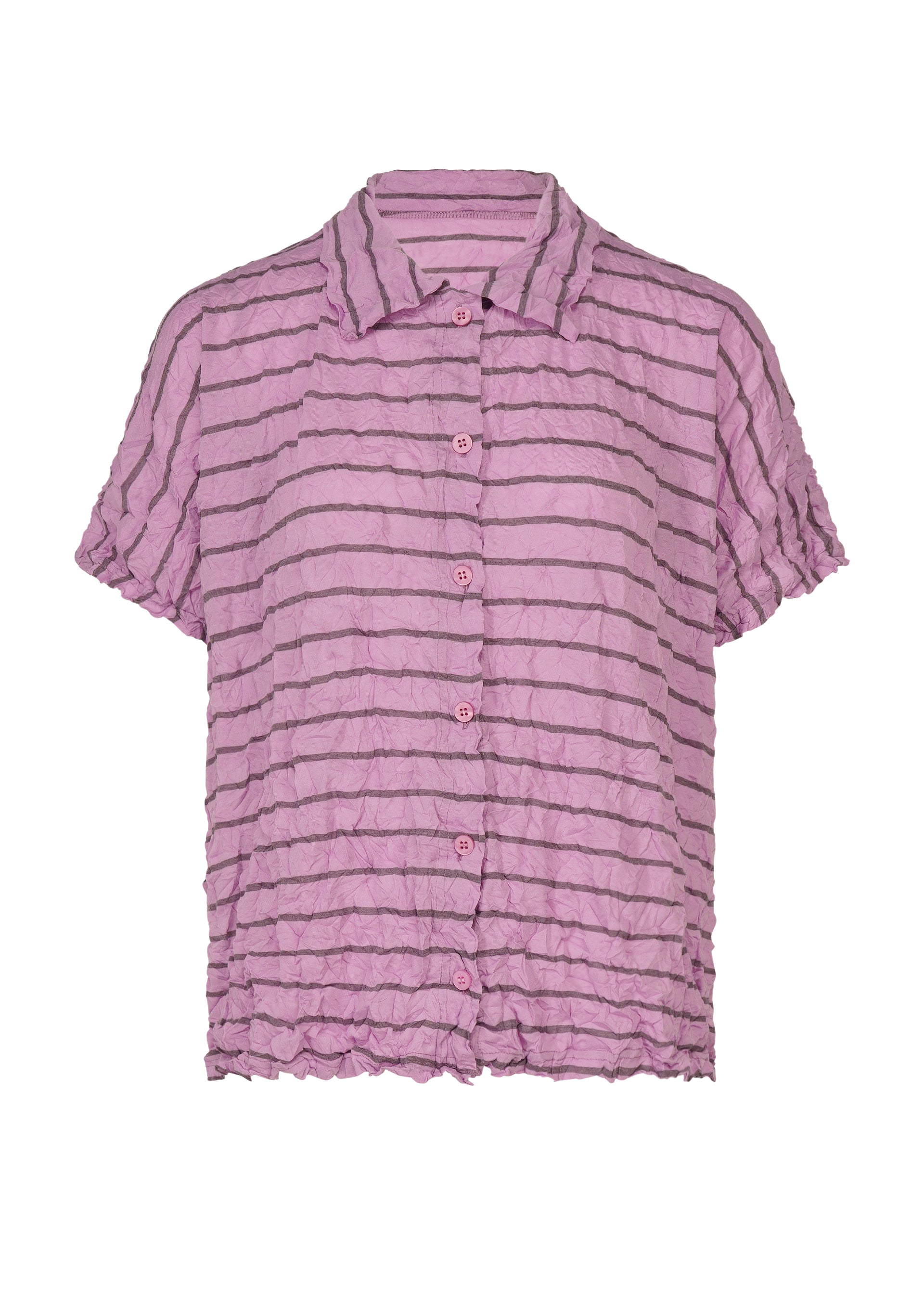 Zoomed view A STRIPE MERINGUE T-SHIRT by me ISSEY MIYAKE, featuring short sleeves, a button-up front, a pink hue with horizontal dark stripes, and a crinkled crushed finish texture, is displayed against a white background. - PINK-HUED （no.27）
