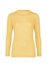 The WOOL MIX JERSEY by me ISSEY MIYAKE, a plain long-sleeved light yellow round-neck shirt, is displayed on a white background. - CREAM YELLOW （no.50）