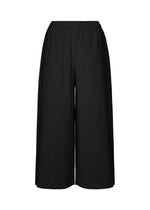 The MESH PLEATS wide-leg black pants by me ISSEY MIYAKE feature fine knit pleats, an elastic waistband, and a lightweight, flowy fit for all-day comfort, shown against a white background. - BLACK （no.15）