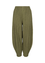 MIX FINE KNIT PLEATS BOTTOM by me ISSEY MIYAKE in olive green, featuring a loose fit, melange texture, elastic waistband, and tapered ankles; shown on a white background. - YELLOW-HUED （no.59）