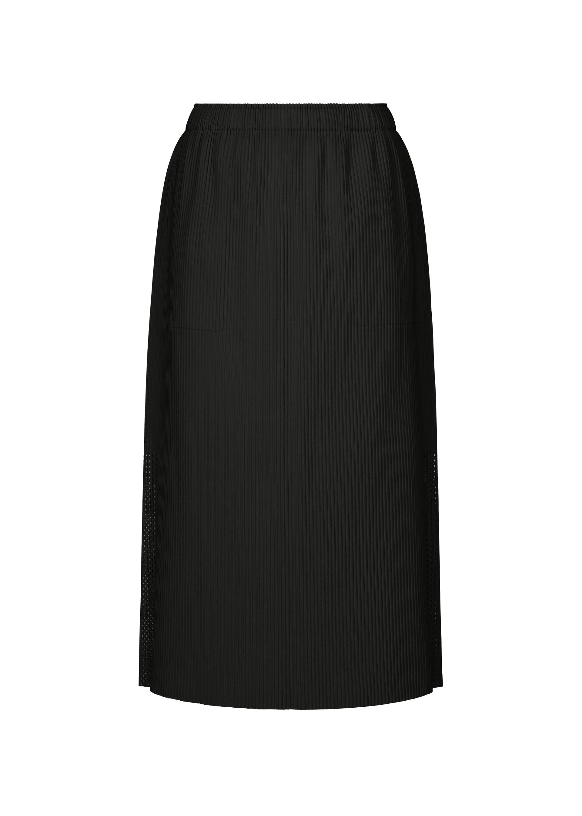 Zoomed view MESH PLEATS by me ISSEY MIYAKE: a black knee-length knit skirt featuring fine vertical pleats, elastic waistband, and subtle side mesh panels, shown against a white background. - BLACK （no.15）