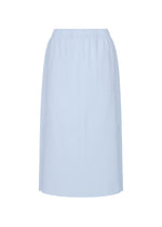 The MESH PLEATS skirt by me ISSEY MIYAKE is light blue, knee-length, with a subtle vertical pinstripe, elastic waistband, small side slits, and a simple straight silhouette. - FOGGY BLUE （no.71）