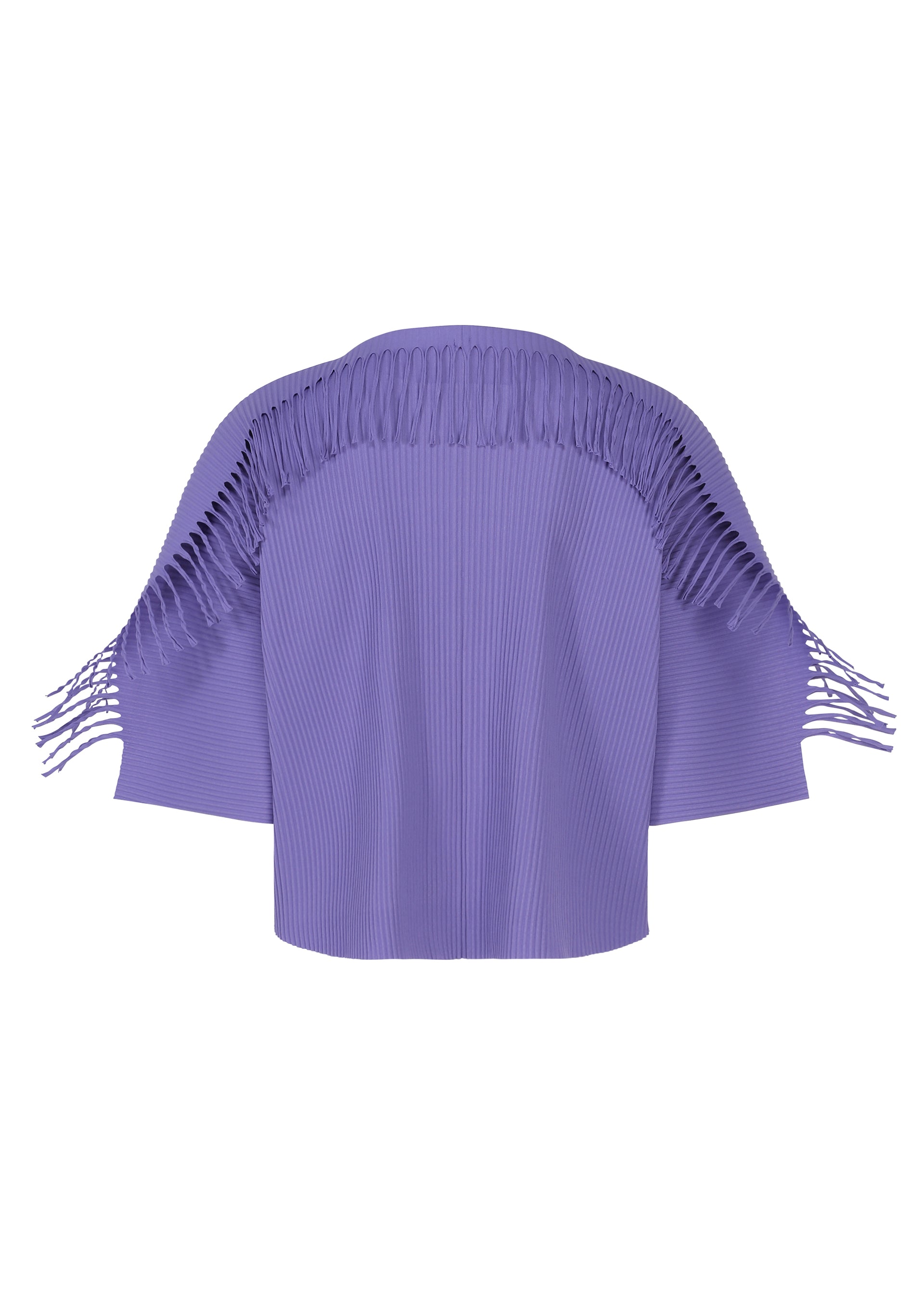 Zoomed view The LEAF PLEATS top by me ISSEY MIYAKE is a short-sleeved, boxy silhouette in lavender, featuring vertical pleats and a distinctive cut-out with fringe detailing along the upper back and shoulders. Its refined texture is reminiscent of a pleated cardigan.